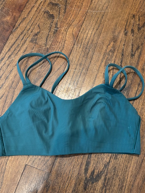 lululemon athletica Other - lululemon athletica teal lined pattern Strappy Sports Bra women’s size 6